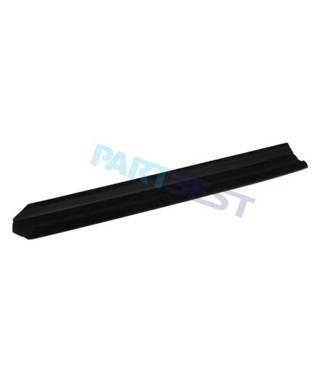 Peugeot 405 right front windshield rubber band